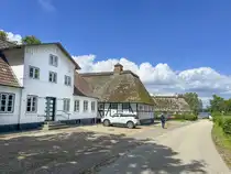 Ehemalige Gastwirtschaft Schlie-Krog in Sieseby an der Schlei (Kreis Rendsburg-Eckernf�rde). Aufnahme: 5. Juni 2024.