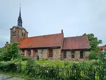 Die fast 900 Jahre alte Sankt-Johannis-Kirche ist die kleinste und �lteste der drei erhalten gebliebenen Hauptkirchen der Stadt Flensburg. (Juni 2024)
