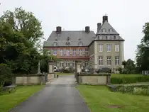 Lippetal, Schloss Hovestadt, erbaut Ende des 16. Jahrhunderts im Stil der Lipperenaissance (10.06.2024)