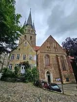 Die Ende des 14. Jahrhunderts im gotischen Stil errichtete Nikolaikirche geh�rt zu den drei bedeutendsten Kirchen der Stadt Flensburg. (Juni 2024)