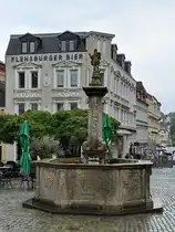Der Neptunbrunnen auf dem Nordermarkt in Flensburg entstand im Jahre 1758 im Rokoko-Stil. (Juni 2024)