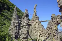 Arx ist eine 1991 begonnene Skulptur an der K�ste der selbsternannten Mikronation Ladonia im Naturschutzgebiet Kullaberg in Sk�ne, Schweden, in der N�he der Skulptur Nimis. Die vom K�nstler Lars Vilks geschaffene Skulptur besteht aus 150 Tonnen Stein und Beton. Aufnahme: 26. Juni 2024.