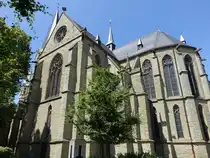 B�derich, Pfarrkirche St. Kunibert, erbaut von 1864 bis 1866 durch Arnold G�ldenpfennig (08.06.2024)