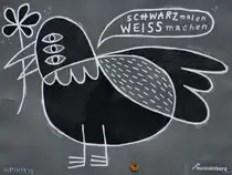 Diesen  Vogel  habe ich Anfang Juni 2024 an einer Fassade auf dem Flensburger Museumsberg entdeckt. (Juni 2024)