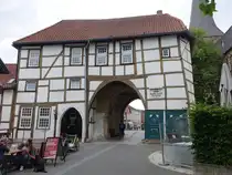 Lengerich, R�mer Tor, mittelalterliches Kirchhoftor, erbaut im 13. Jahrhundert (06.06.2024)