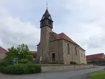 Menne, Pfarrkirche St. Antonius von Padua, erbaut 1847 (31.05.2024)