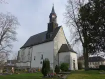 Eschefeld, evangelische Dorfkirche, romanische Saalkirche aus Bruchsteinmauerwerk (31.03.2024)