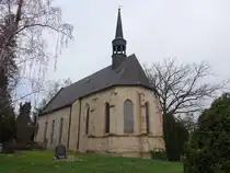 Kriebitzsch, evangelische St. Veit Kirche, romanische Saalkirche, erbaut im 12. Jahrhundert (31.03.2024)