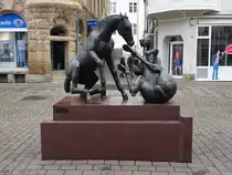 Zeitz, Skulpturengruppe Spielende Pferde am Ro�markt (29.03.2024)