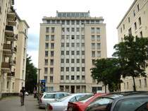 Berlin-Weberwiese. Erstes Wohnhochhaus in Ostberlin aus den fr�hen F�nfziger Jahren, Foto vom 3. 9. 2008