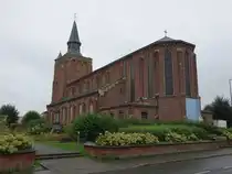 Saint-Jans-Cappel, Pfarrkirche St. Jean Bapstist am Grand Place (06.09.2024)