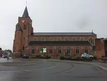 Caestre, Pfarrkirche St. Omer in Avenue du G�n�ral de Gaulle (06.09.2024)