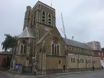 Guildford, Pfarrkirche St. Nicolas, erbaut bis 1876 im Stil der viktorianischen Gotik, Architekten Samuel Sanders Teulon und Ewan Christian (07.09.2024)