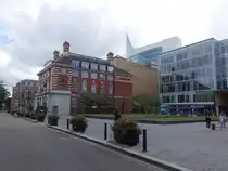 Reading, Crown Court und Forbury Hotel am Forbury Square (08.09.2024)