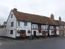 Thame, Pub The Six Bells in der High Street, erbaut im 16. Jahrhundert (10.09.2024)