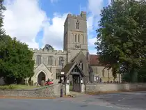 Felmersham, Pfarrkirche St. Mary, erbaut im 13. Jahrhundert (11.09.2024)