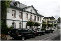 Daun, im Vordergrund das Vulkaneifel-Museum und im Hintergrund das Schloss. 14.08.2008
