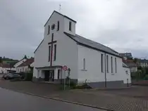 Michelbach, Pfarrkirche Maria Schmerzen, erbaut 1933 (01.08.2024)