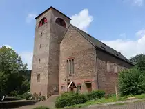 Dirmingen, Pfarrkirche St. Wendalinus, erbaut von 1948 bis 1949 durch den Architekten Dominikus B�hm (02.08.2024)
