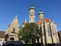 Naumburg, Dom St. Peter und Paul, dreischiffige Basilika mit 4 T�rmen, erbaut ab 1240, hochgotischer Ostchor 14. Jahrhundert (21.09.2014)