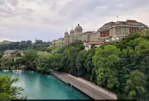 Oberhalb der Aare erhebt sich in Bern das Bundeshaus der Schweiz. Dieser Blick ist m�glich von der Kirchenfeldbr�cke.

🕓 31.7.2024 | 16:54 Uhr