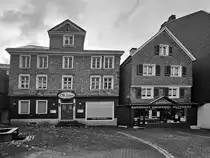 Diese beiden Stadth�user befinden sich in der Innenstadt von Schwelm. (November 2024)