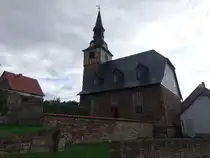 Rosperwenda, evangelische St. Margaretha Kirche, erbaut 1746, Fachwerkhaufsatz des Kirchturms erbaut 1812 (27.09.2024)