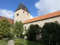 Hedersleben, evangelische St. Gertrudis Kirche, erbaut 1846 (28.09.2024)