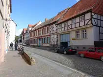 Quedlinburg, Fachwerkh�user in der Grabengasse (28.09.2024)