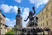Sendigbrunnen und St.-Johannis-Kirche auf dem Markt in Bad Schandau.

🕓 19.8.2024 | 13:55 Uhr