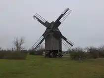 Authausen, Bockwindm�hle Flehn, erbaut im 19. Jahrhundert (09.12.2024)