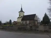 Durchwehna, evangelische Kirche, erbaut im 13. Jahrhundert (09.12.2024)