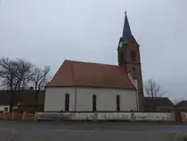 G�rschlitz, evangelische Lutherkirche, erbaut im 16. Jahrhundert (09.12.2024)