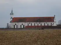 Oberelchingen, Klosterkirche St. Peter und Paul, romanische Pfeillerbasilika, erbaut ab 1146, Wiederaufbau von 1773 bis 1784 unter Abt Robert I. Kolb (13.03.2016)