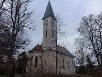 Mindelheim, evangelische St. Johannes Kirche, neugotische Saalkirche, erbaut von 1897 bis 1898 durch den Baumeister Ferdinand Schildhauer (11.01.2025)