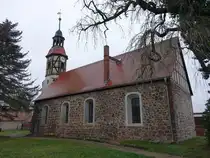 K�selitz, evangelische Kirche, sp�tromanische Feldsteinkirche, Umbau 1721 (11.12.2024)