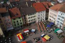M�nsterplatz - Jeden Samstag findet ein kleiner Wochenmarkt statt, mit frischen Waren der Bauern aus der n�heren Umgebung. 23.9.2006
