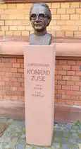 H�nfeld - Gedenkb�ste an den Computerpionier KONRAD ZUSE, der von 1957 bis zu seinem Tod im Jahr 1995 in H�nfeld lebte. 02-2025
