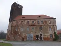 Schnaditz, Wasserschlo�, erbaut ab 1237 durch die Ritter von Sneuditz (13.12.2024)