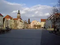 Cottbus, H�user und Brunnen am Altmarkt (01.04.2012)