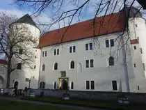 Wurzen, Schloss am Domplatz, erbaut von 1491 bis 1497 von dem Mei�ener Bischof Johann VI. von Saalhausen (15.12.2024)
