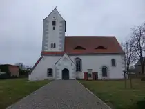 Melpitz, evangelische Kirche, erbaut im 13. Jahrhundert, erneuert von 1615 bis 1617 (16.12.2024)