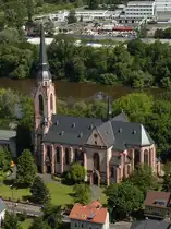 St. Mauritius Kirche in Frankfurt-Schwanheim im Mai 2005