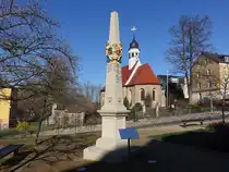 Rabenau, s�chsische Posts�ule und evangelische St. Egidien Kirche (28.03.2025)