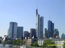 Die Skyline von der alten Br�cke aus gesehen.