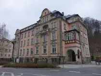 Sebnitz, Grundschule in der Schandauer Stra�e, erbaut 1926 als �ffentliche H�here Handelslehranstalt (29.03.2025)