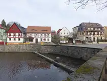 Sch�nfeld, historische H�user am Marktplatz (30.03.2025)