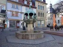 Aschersleben, Hennebrunnen am Marktplatz (12.04.2025)