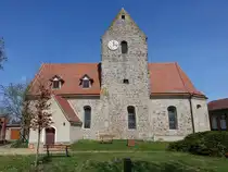 Zaasch, evangelische Dorfkirche, erbaut im 13. Jahrhundert (12.04.2025)