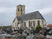 Lambres, gotische Pfarrkirche St. Lambert, erbaut im 15. Jahrhundert (25.04.2025)